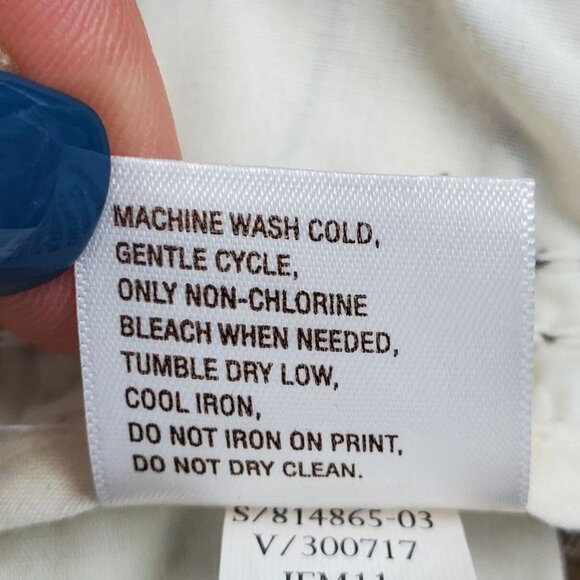 Old Navy Brown Plaid Cargo Shorts Size 30 Classic Fit Cotton Outdoor Utility - Picture 11 of 13